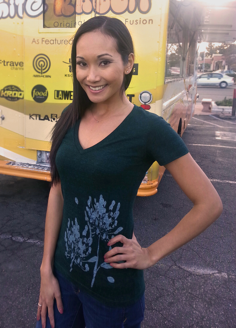 Kara v-neck tee